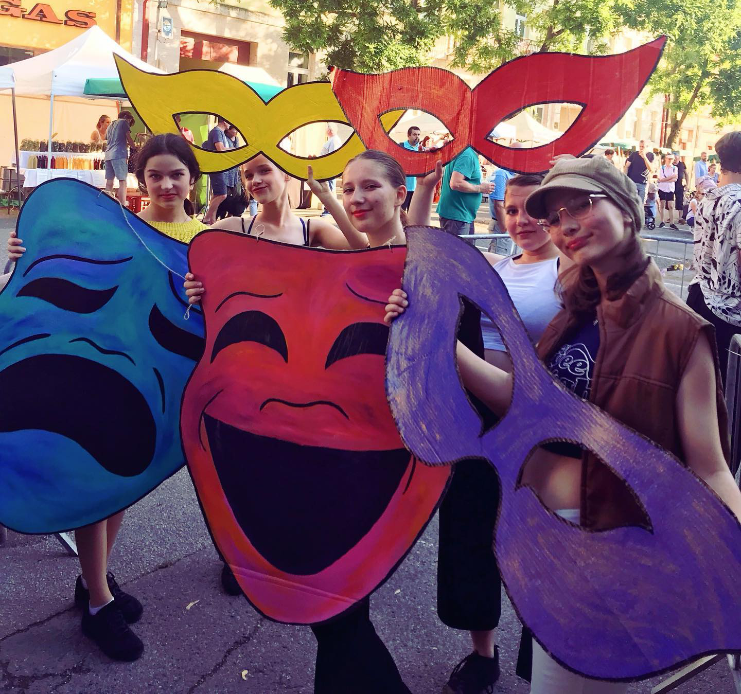 Festival pouličného umenia Pezinok „Po schodoch“